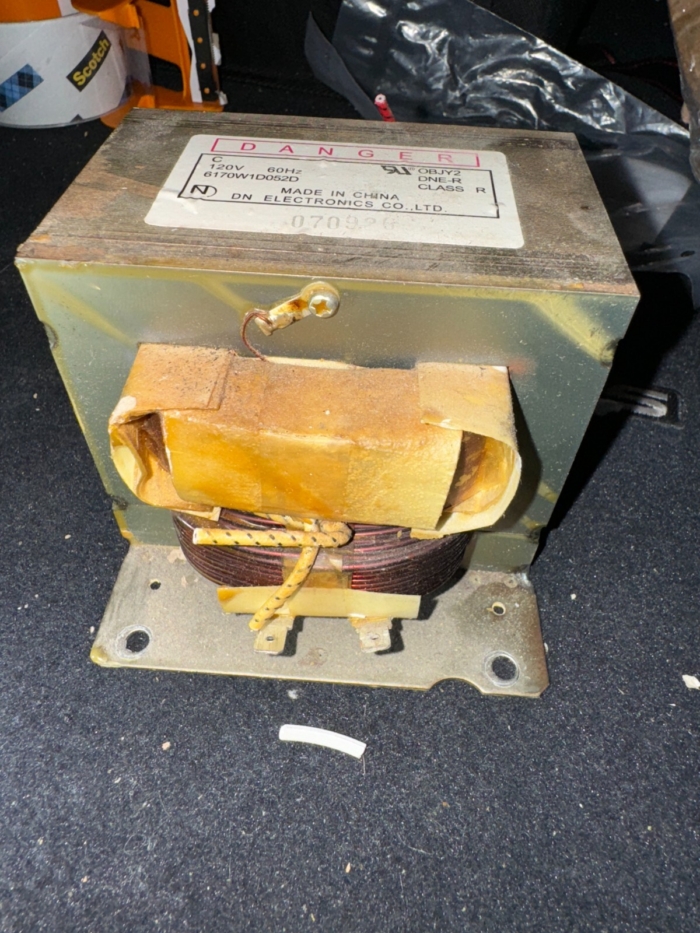 6170W1D052D LG Microwave High Voltage Transformer - Image 2