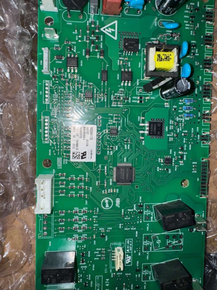 12012946 BOSCH RANGE OVEN ELECTRONIC CONTROL BOARD 9000691139 - Image 3