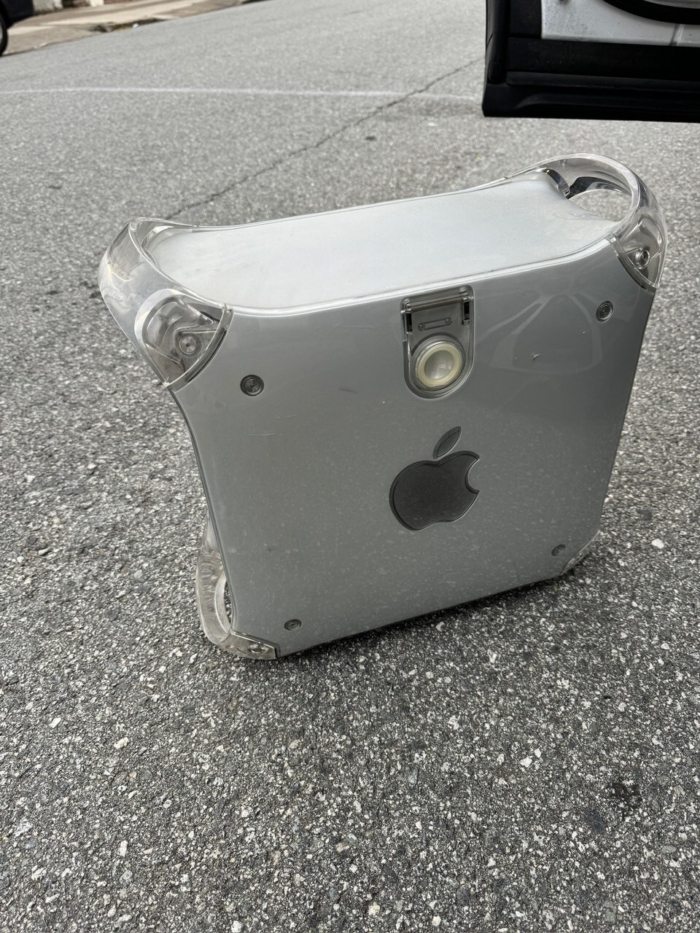 Vintage Apple Power Macintosh G4 M8493 - Image 4